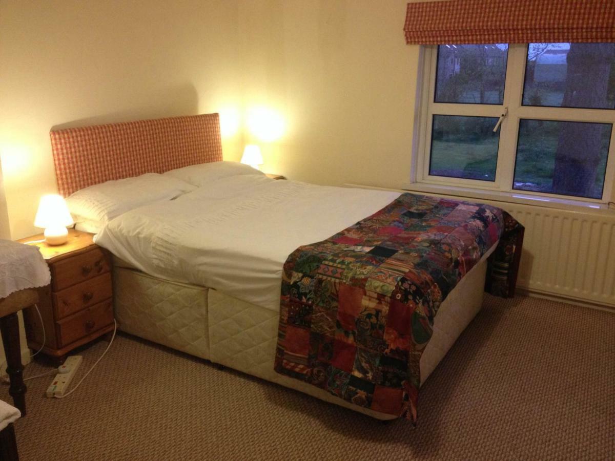 Aghalee Lisieux House On Lough Neagh B&B 외부 사진